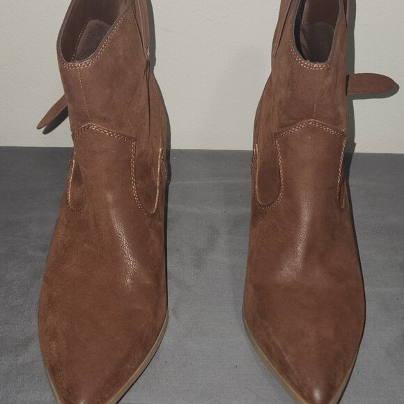Mia Ankle Boots - Picture 1 of 5